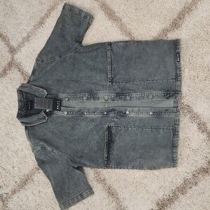 NWT (New With Tags) Mens NVLTY Short Sleve Denim Shirt Size Large
